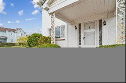 612 Mulberry St, Scottdale PA 15683