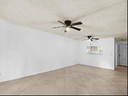 400 18th Street Unit M1, Vero Beach FL 32960