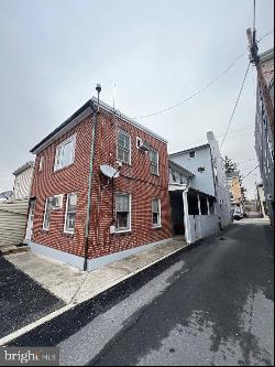 18 S Baltimore Street, Dillsburg PA 17019