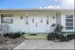 195 Abbey Lane, North Fort Myers FL 33917