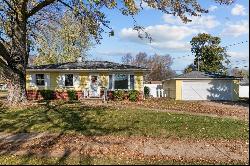 1552 Crystal Springs Avenue, Oshkosh WI 54902