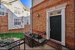 43920 Hickory Corner Terrace Unit 104, Ashburn VA 20147