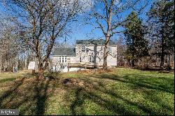 5667 Clymer Road, Quakertown PA 18951