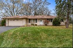 8060 Rosemeade Lane, Rockford IL 61107