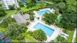 3503 Oaks Way Unit 405 Way, Pompano Beach FL 33069