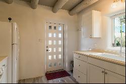 104 Brooks Street, Taos NM 87571