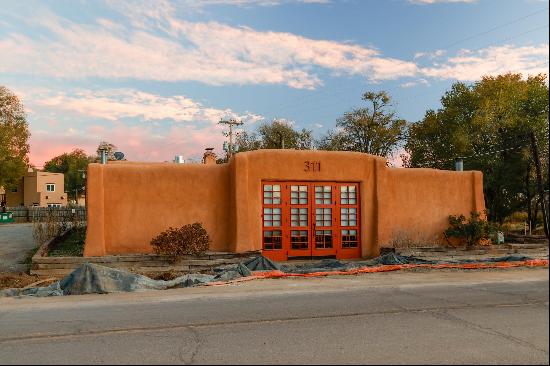 311 Paseo Del Pueblo Norte, Taos NM 87571