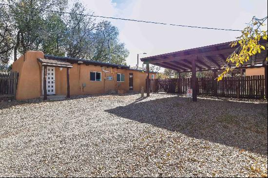 104 Brooks Street, Taos NM 87571