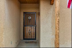 3240 Nizhoni Drive, Santa Fe NM 87507