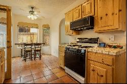 3240 Nizhoni Drive, Santa Fe NM 87507