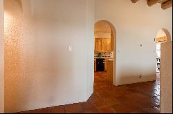 3240 Nizhoni Drive, Santa Fe NM 87507