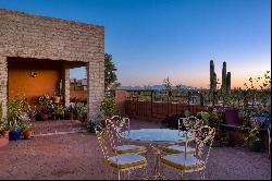 La Quinta Burnt Adobe in the Catalina Foothills