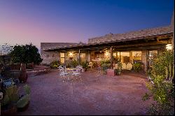 La Quinta Burnt Adobe in the Catalina Foothills