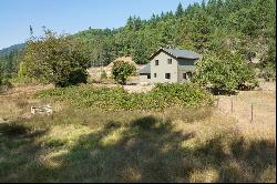 1285 N Frontage Road Wolf Creek, OR 97497