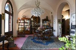 Fabulous estate in the heart of the Pisan countryside