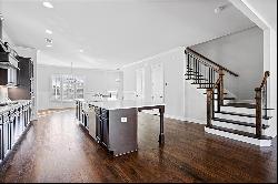 Luxury Townhome in Sought -After Brookhaven Area