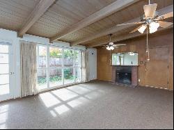 Charming Mid-Century Gem with ADU Potential and Spacious Lot