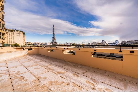 Paris 16th District – Spacious two-room apartment