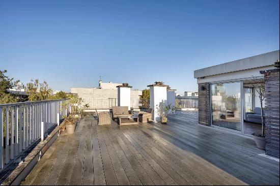 Neuilly-sur-Seine - A peaceful apartment with an extensive terrace