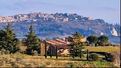 La Luce country house with land and pool, Montefollonico,Siena-Tuscany