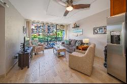 This nicely appointed condo is across from Kihei's sandy beaches