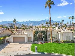 Exquisite home with pool, spa, a custom outdoor kitchen 