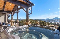 Luxurious Mountain Ranch with Stunning Views and Custom Design