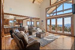 Luxurious Mountain Ranch with Stunning Views and Custom Design