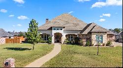 220 Essex Dr, Bullard TX 75757