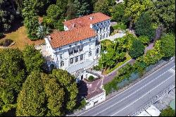 Prestigious historic villa on the Piedmont shore of Lake Maggiore