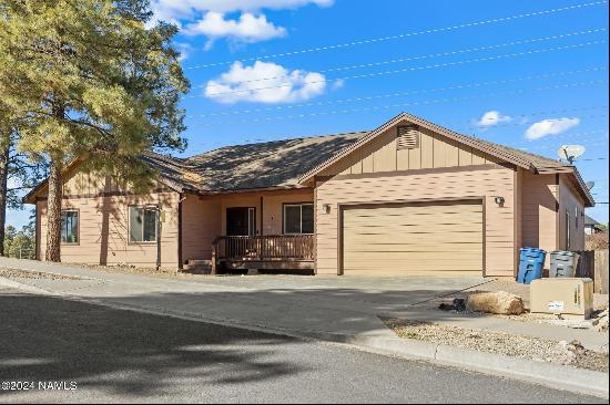 8 E Tranquil Lane, Flagstaff AZ 86005