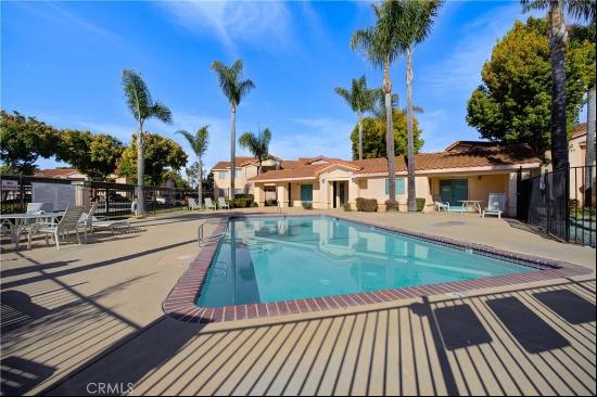 321 Inger Drive #H76, Santa Maria CA 93454