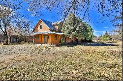 906 Kit Carson Rd, Taos NM 87571