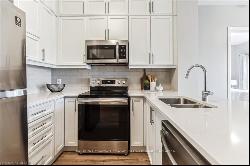 102 Grovewood Common N/A Unit 535, Oakville ON L6H0X2