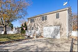 89 Poplar Street, Waretown NJ 08758