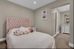 Addlestone Park, Addlestone, Surrey, KT15 1RZ