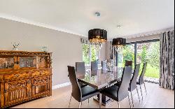 Maplewood Road, Wilmslow, Cheshire, SK9 2RY