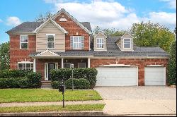 2012 Hawks Nest Dr, Hermitage TN 37076