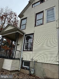 1541 W Norwegian Street, Pottsville PA 17901