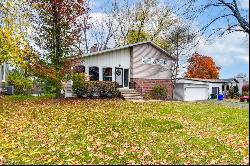 2740 Cedar Hill Road, Cuyahoga Falls OH 44223