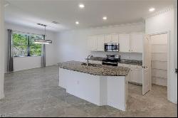 1622 Marton Ct, Naples FL 34113