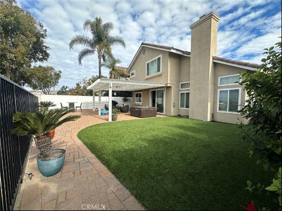 17 Los Platillos, Rancho Santa Margarita CA 92688