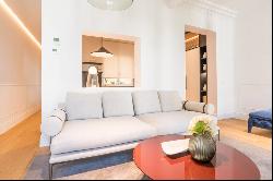 Apartment for sale in Madrid, Madrid, Almagro, Madrid 28010