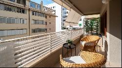 Bright apartment with parking for sale in the centre of Palma de, Palma de Mallorca 07000