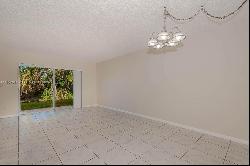 9929 Twin Lakes Dr Unit 26-A, Coral Springs FL 33071