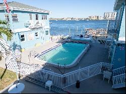 483 E Shore Drive #D3, Clearwater Beach FL 33767