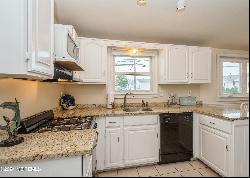 39 E Amberjack Way, Lavallette NJ 08735