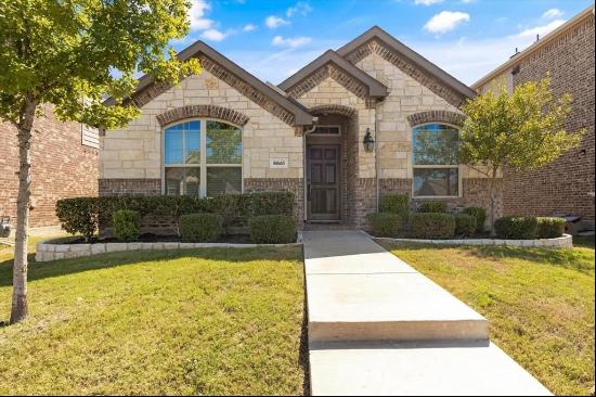 5841 Fir Tree Lane, Fort Worth TX 76123