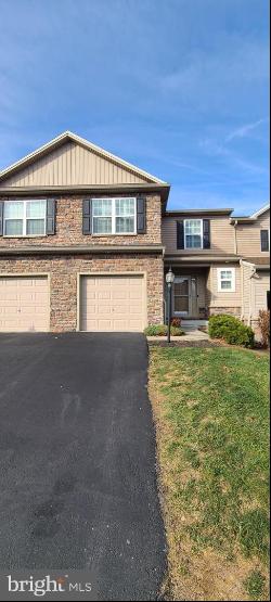 1738 Haralson Drive, Mechanicsburg PA 17055