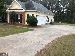 2051 Pinemount Boulevard, Statesboro GA 30461